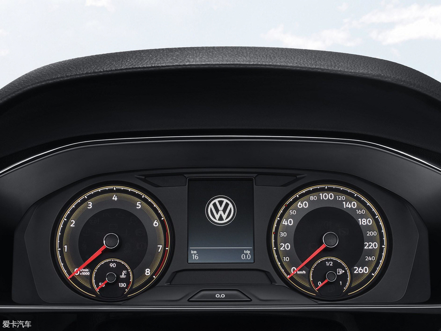 2018݃Ɏ 280TSI DSGA V