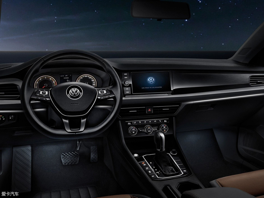 2018݃Ɏ 280TSI DSGA V