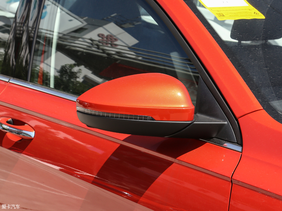 2018݃Ɏ 280TSI DSGA V