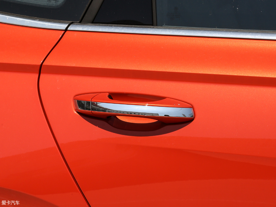 2018݃Ɏ 280TSI DSGA V