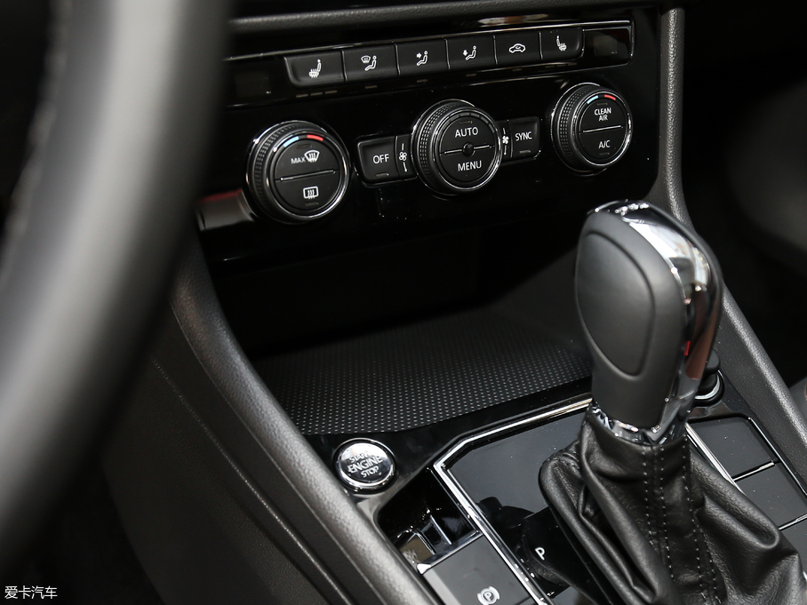 2018݃Ɏ 280TSI DSGA V