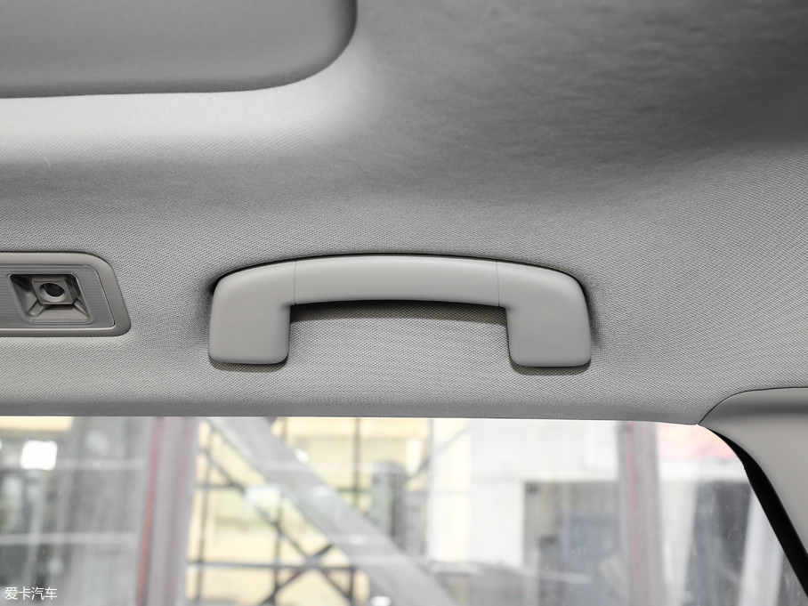 2018݃Ɏ 280TSI DSGA V