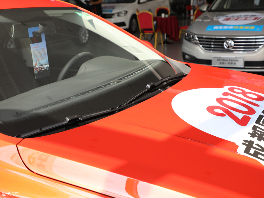 2018݃Ɏ 200TSI DSGm V