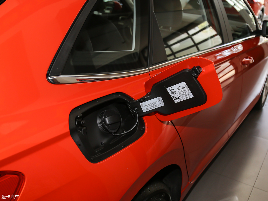 2018݃Ɏ 200TSI DSGm V