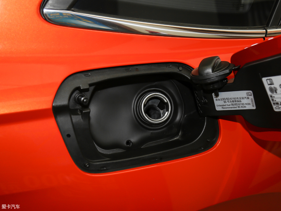 2018݃Ɏ 200TSI DSGm V