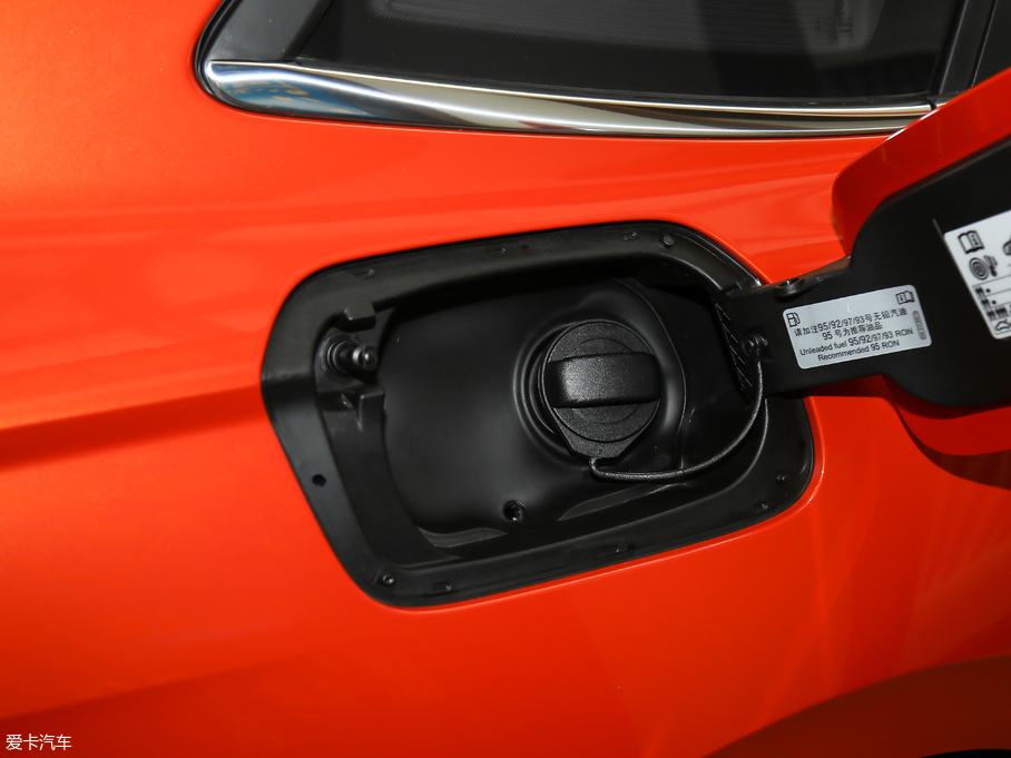 2018݃Ɏ 200TSI DSGm V