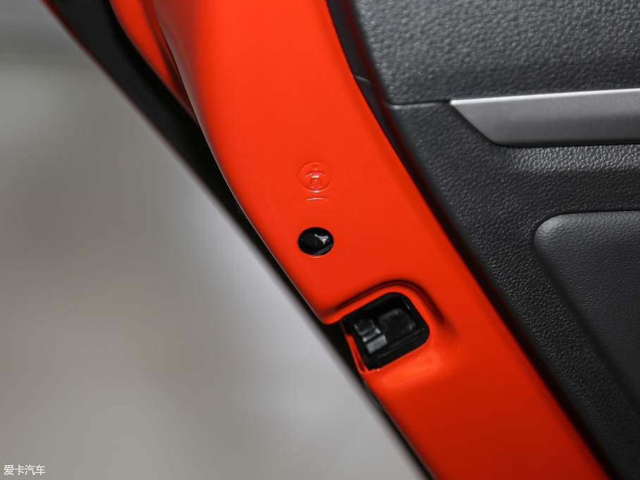 2018݃Ɏ 200TSI DSGm V