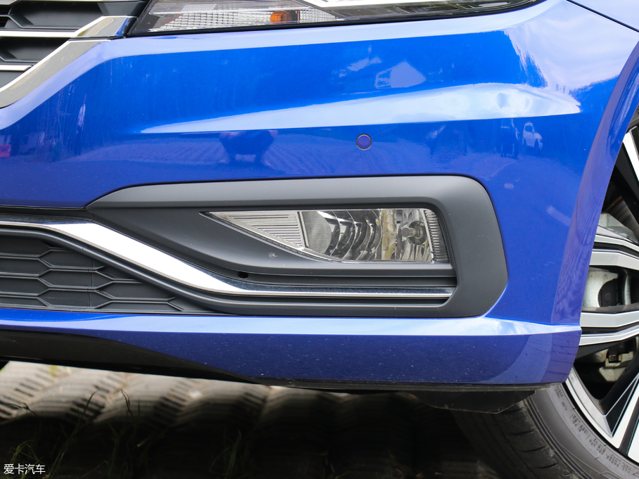 2018݃Ɏ 280TSI DSGA V