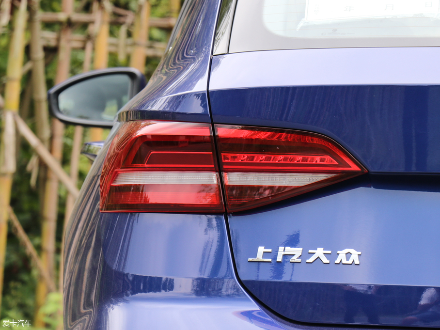 2018݃Ɏ 280TSI DSGA V