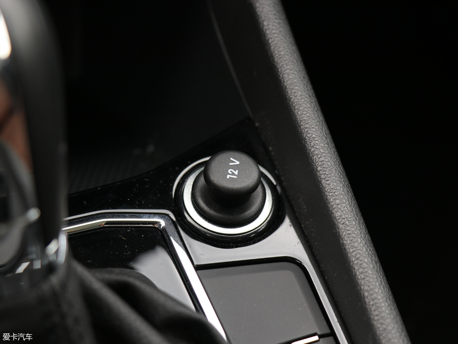 2018݃Ɏ 280TSI DSGA V