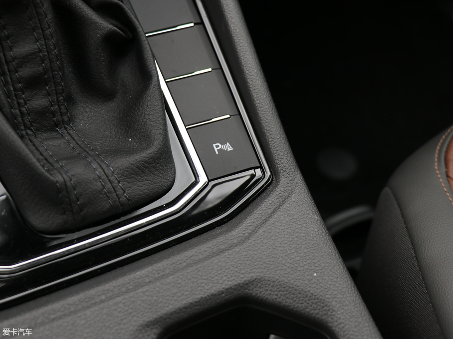 2018݃Ɏ 280TSI DSGA V