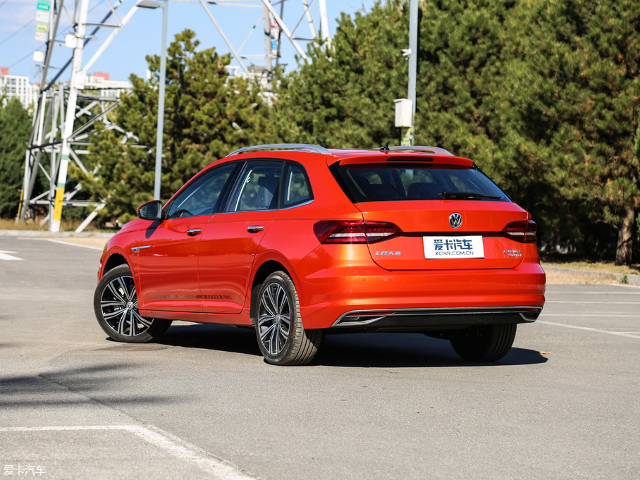 2018݃Ɏ 280TSI DSGA V