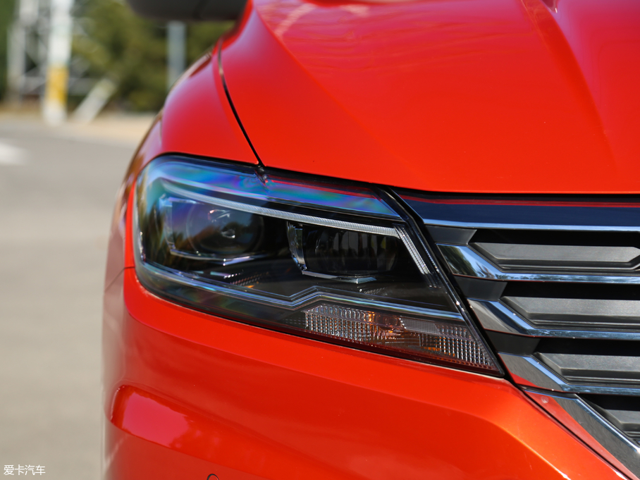 2018݃Ɏ 280TSI DSGA V