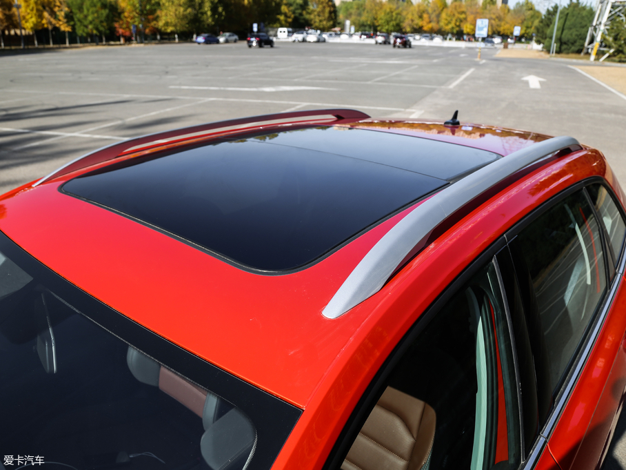 2018݃Ɏ 280TSI DSGA V