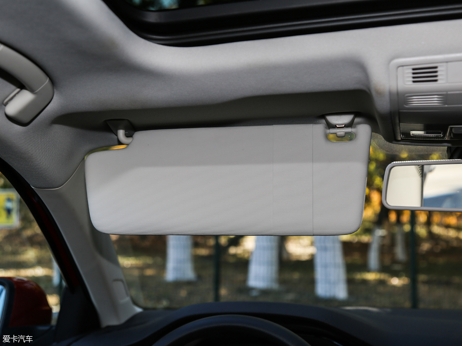 2018݃Ɏ 280TSI DSGA V