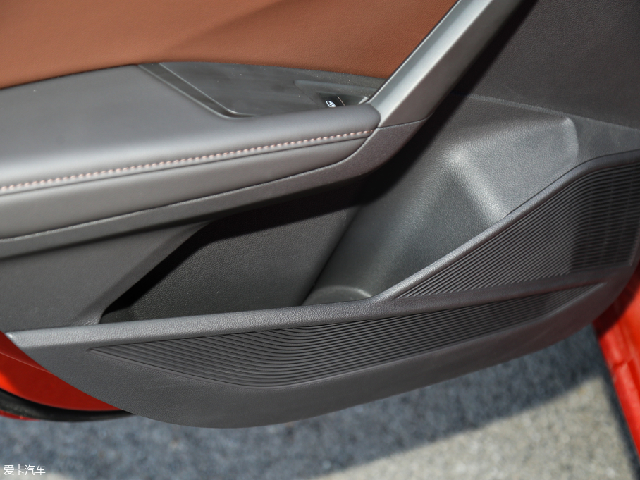 2018݃Ɏ 280TSI DSGA V