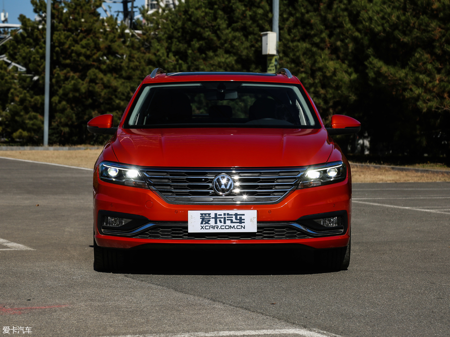 2018݃Ɏ 280TSI DSGA V