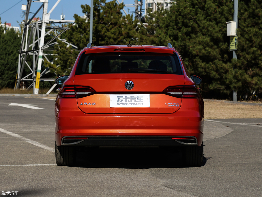 2018݃Ɏ 280TSI DSGA V