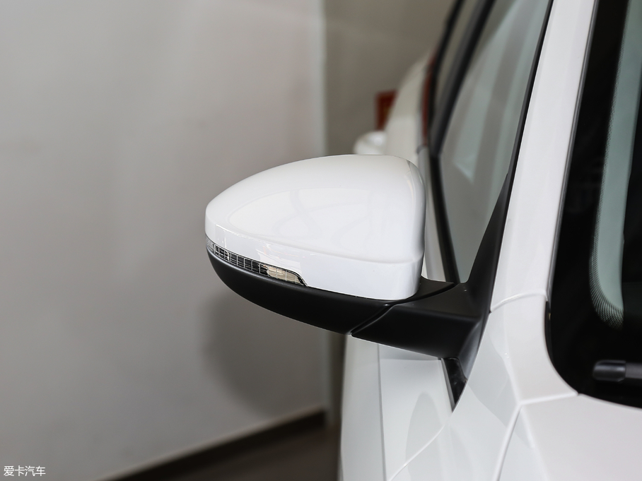 2018݃Ɏ 280TSI DSGm V