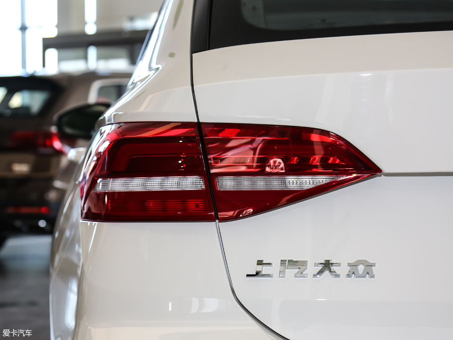 2018݃Ɏ 280TSI DSGm V