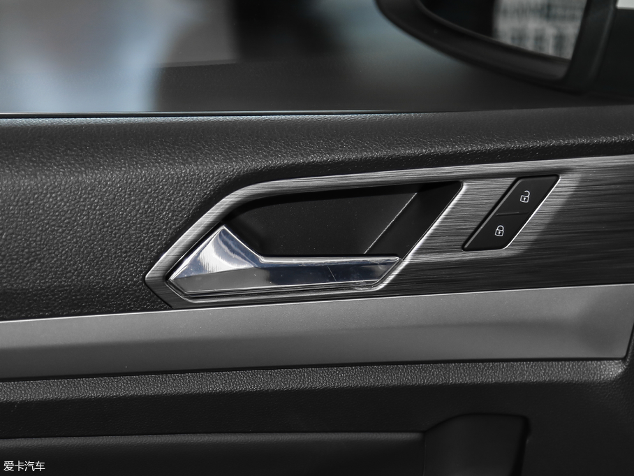 2018݃Ɏ 280TSI DSGm V