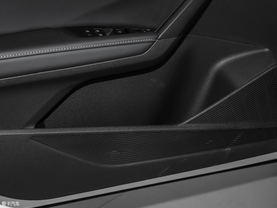 2018݃Ɏ 280TSI DSGm V