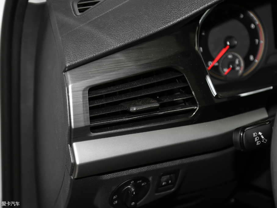 2018݃Ɏ 280TSI DSGm V