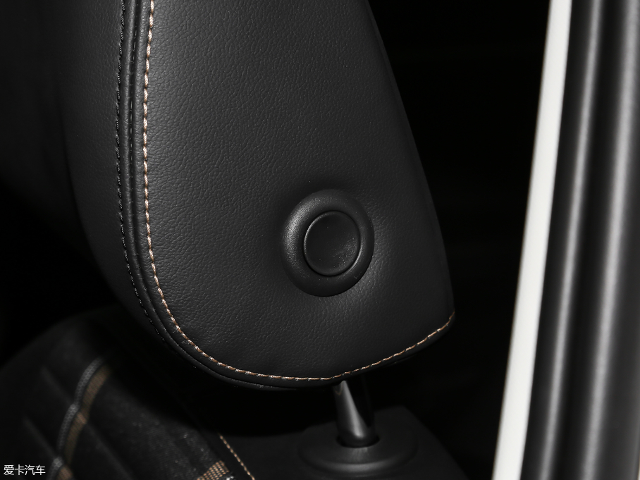 2018݃Ɏ 280TSI DSGm V