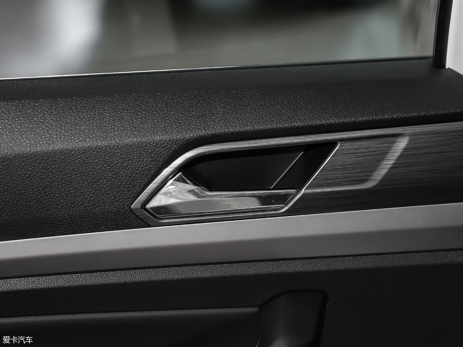 2018݃Ɏ 280TSI DSGm V