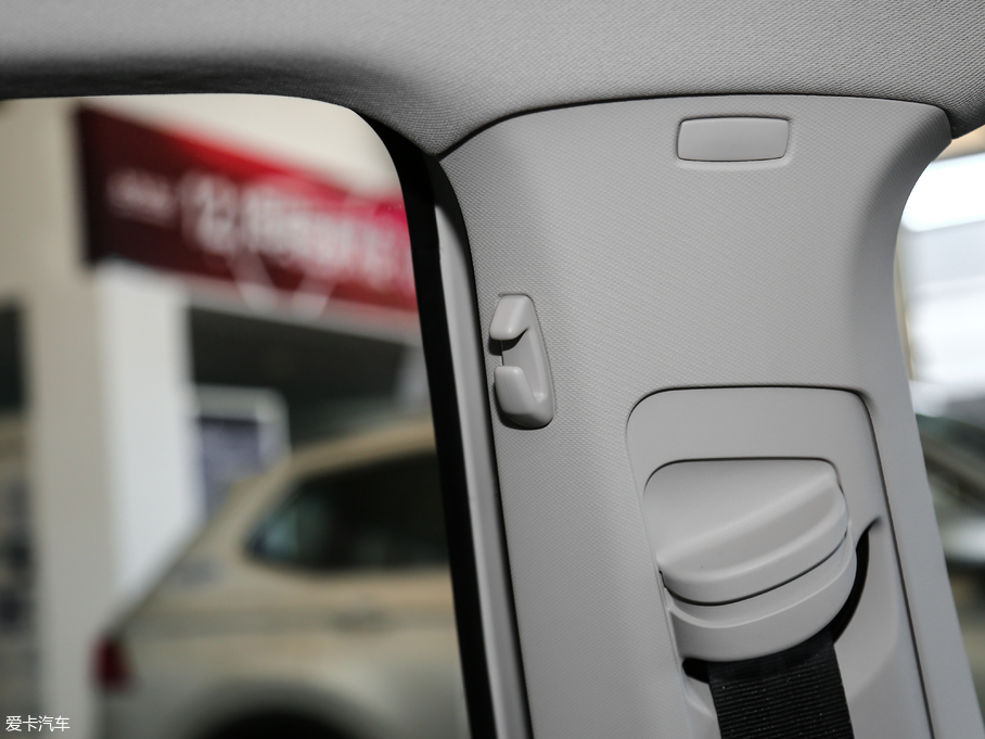 2018݃Ɏ 280TSI DSGm V