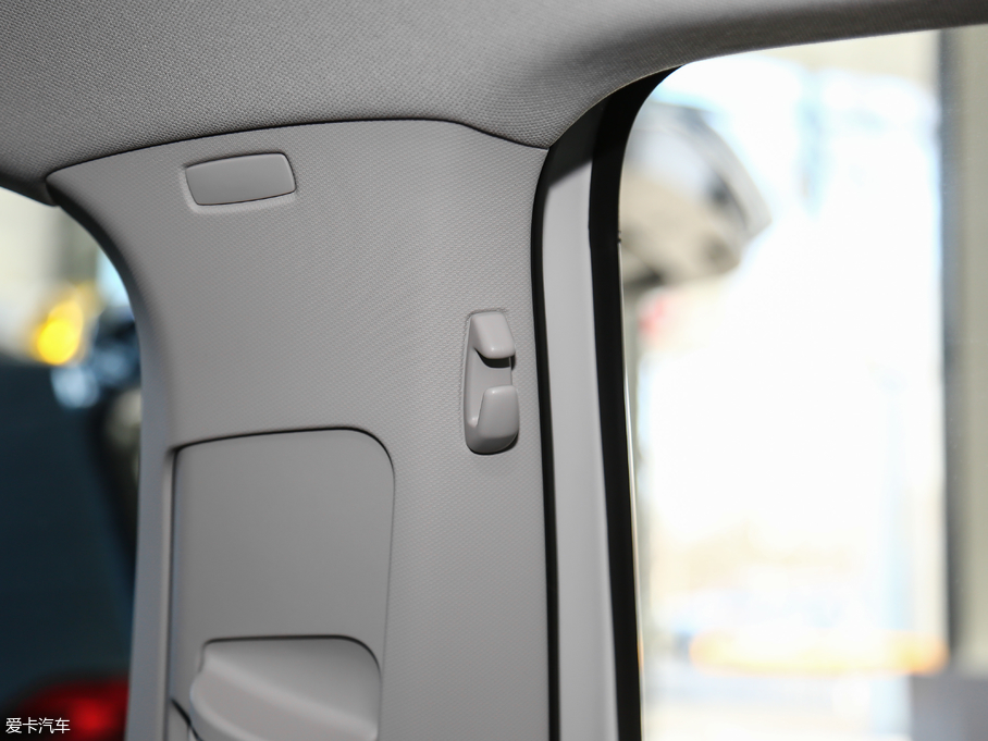 2018݃Ɏ 280TSI DSGm V