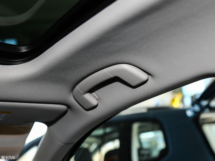 2018݃Ɏ 280TSI DSGm V