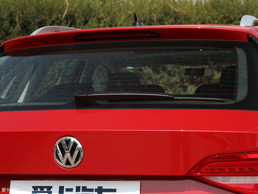 2018݃Ɏ 200TSI DSGm V