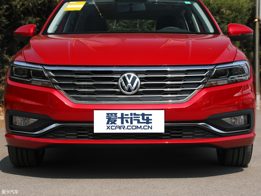 2018݃Ɏ 200TSI DSGm V