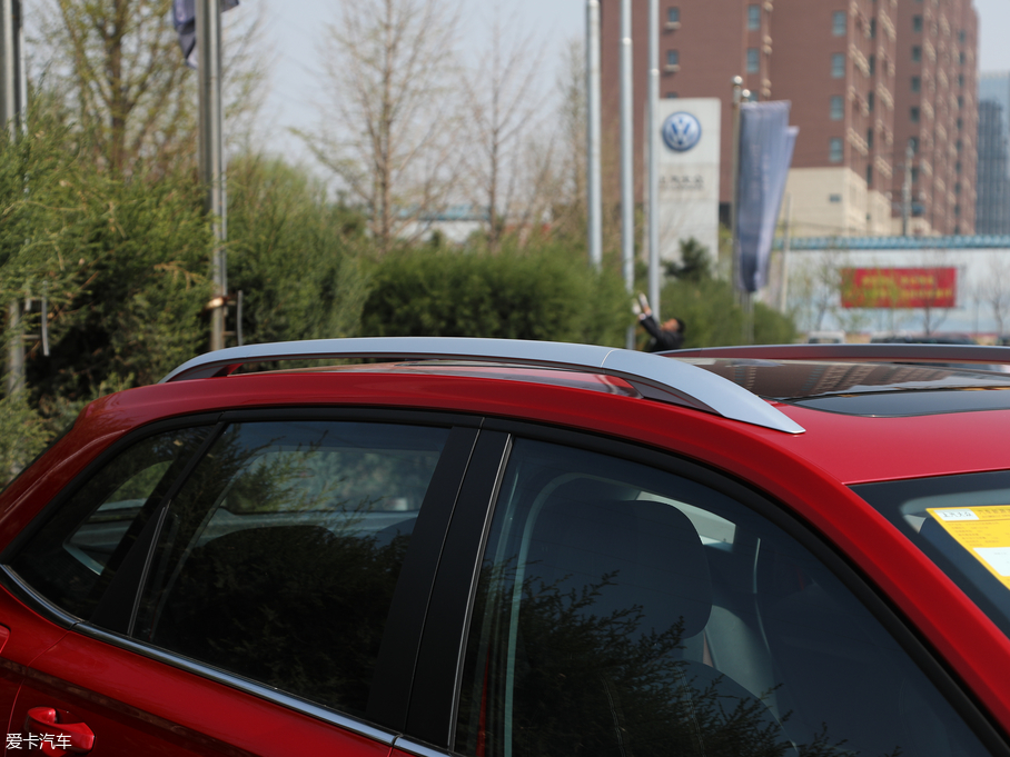 2018݃Ɏ 200TSI DSGm V