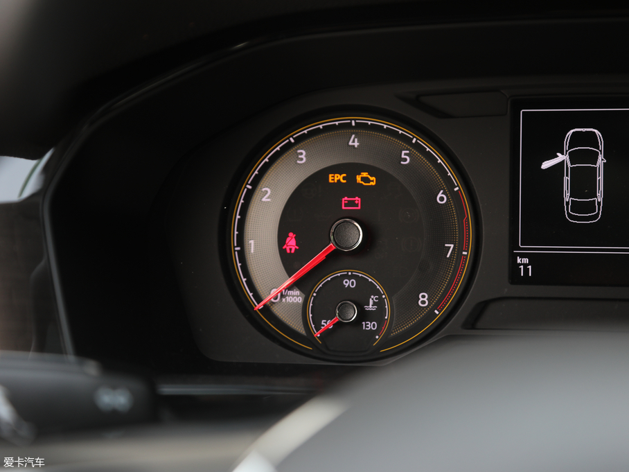 2018݃Ɏ 200TSI DSGm V