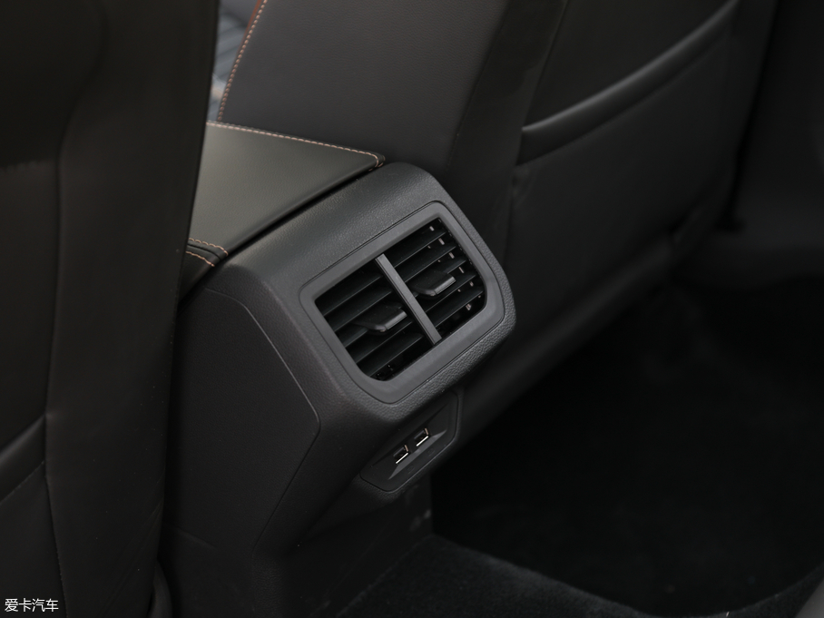 2018݃Ɏ 200TSI DSGm V