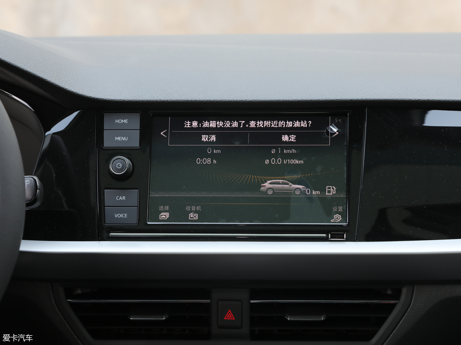 2018݃Ɏ 200TSI DSGm (gu)V