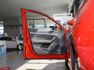 2018200TSI DSGm V {λ܇T