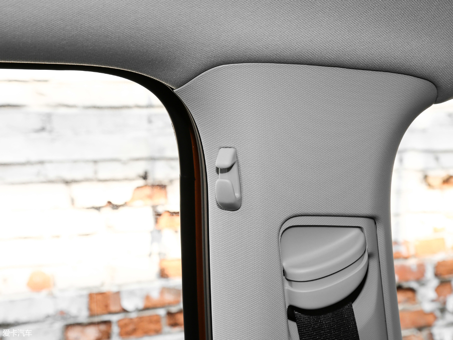 2018��Cross Polo 1.5L �ԄӰ�