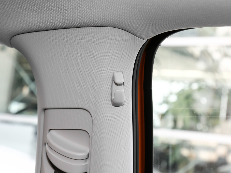 2018��Cross Polo 1.5L �ԄӰ�