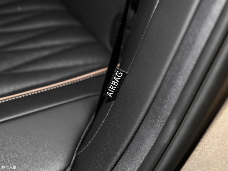 2019_ 330TSI I(lng) V