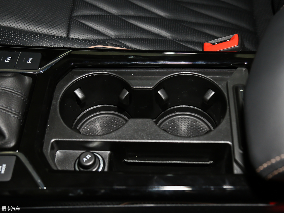 2019_ 330TSI I(lng) (gu)V