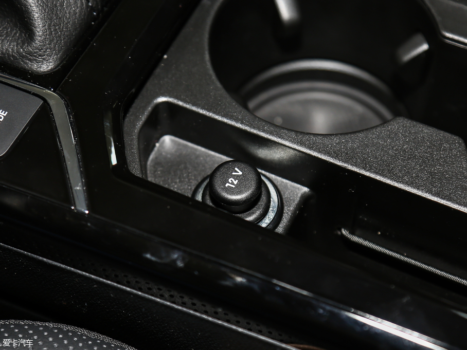 2019_ 330TSI I(lng) V