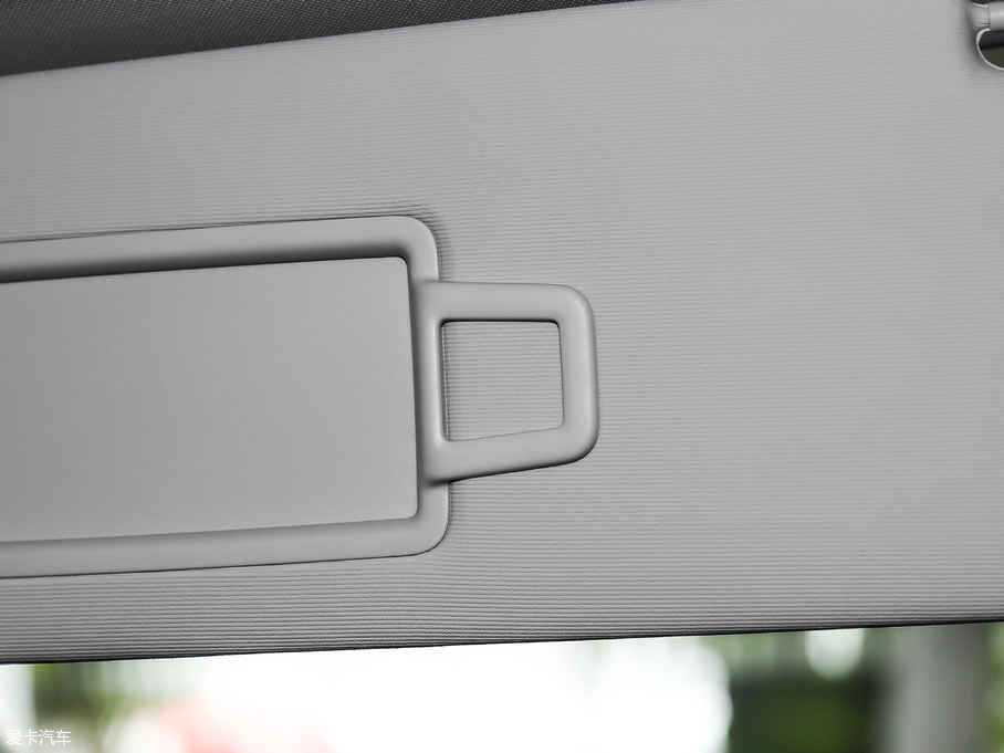 2019_ 330TSI I(lng) V