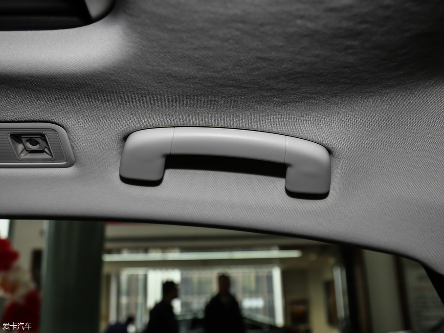 2019_ 330TSI I(lng) V