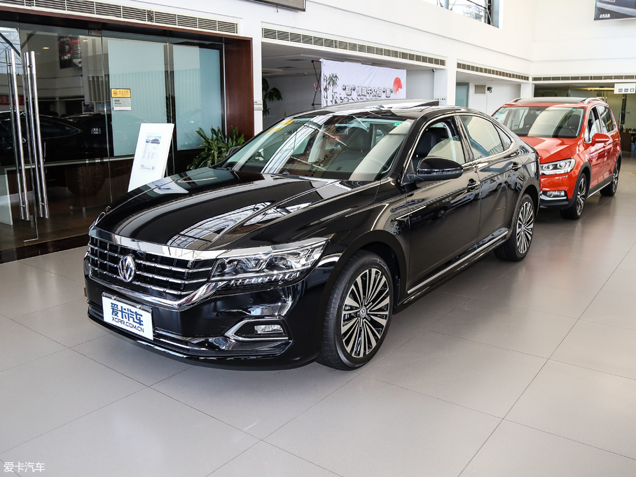 2019_ 330TSI A V