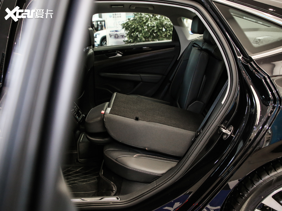 2019_ 330TSI A (gu)VI