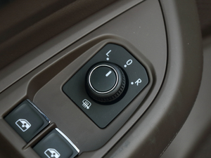 2019330TSI Ӣ V п؅^(q)