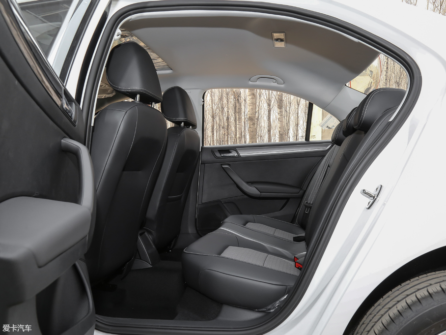 2018ɣ{ 1.5L Ԅ(dng)m